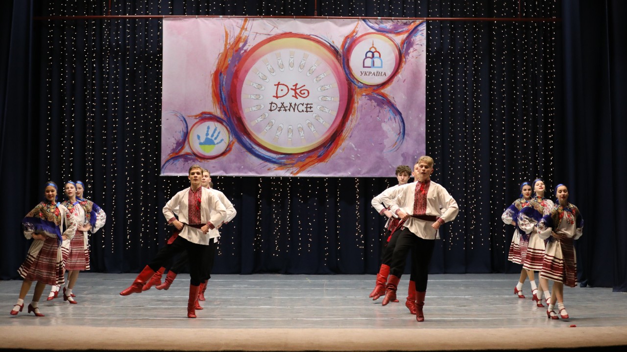 «Юність» завжди юна: 70 років на сцені