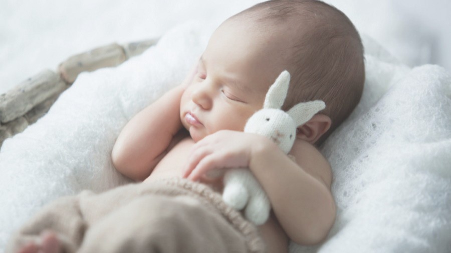 Зростайте у мирі і добрі, малюки!