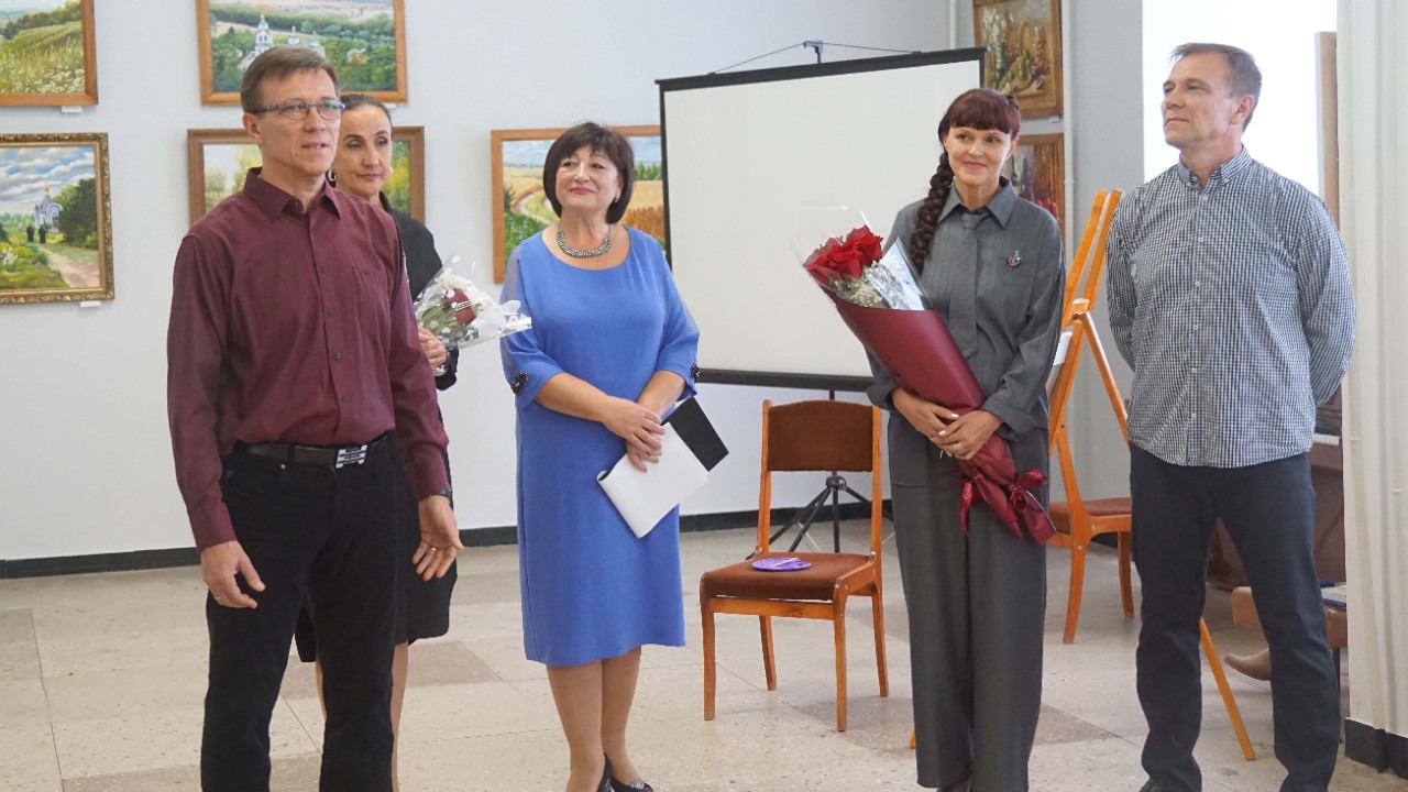 Відкрилась персональна виставка лубенських художників