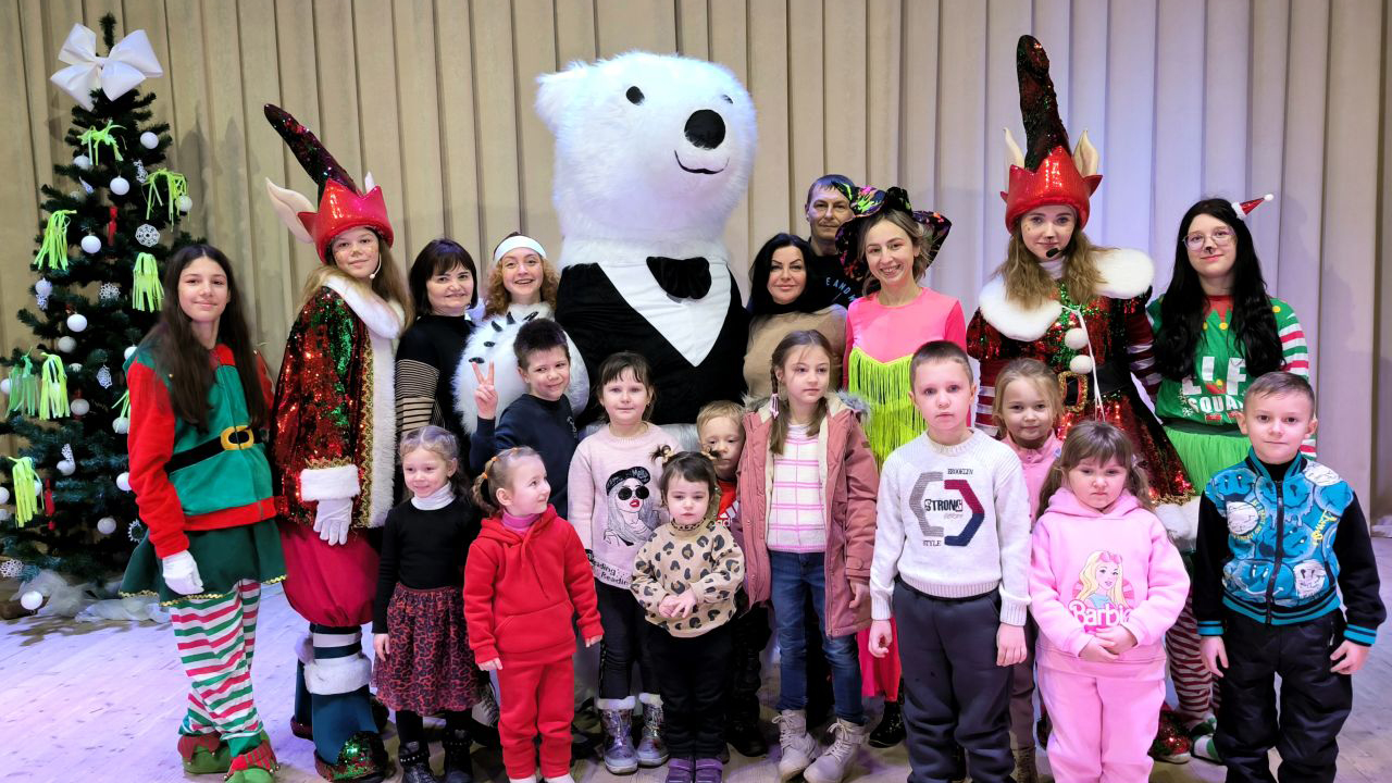 Благодійний захід для дітей «Сім зачарованих скринь»