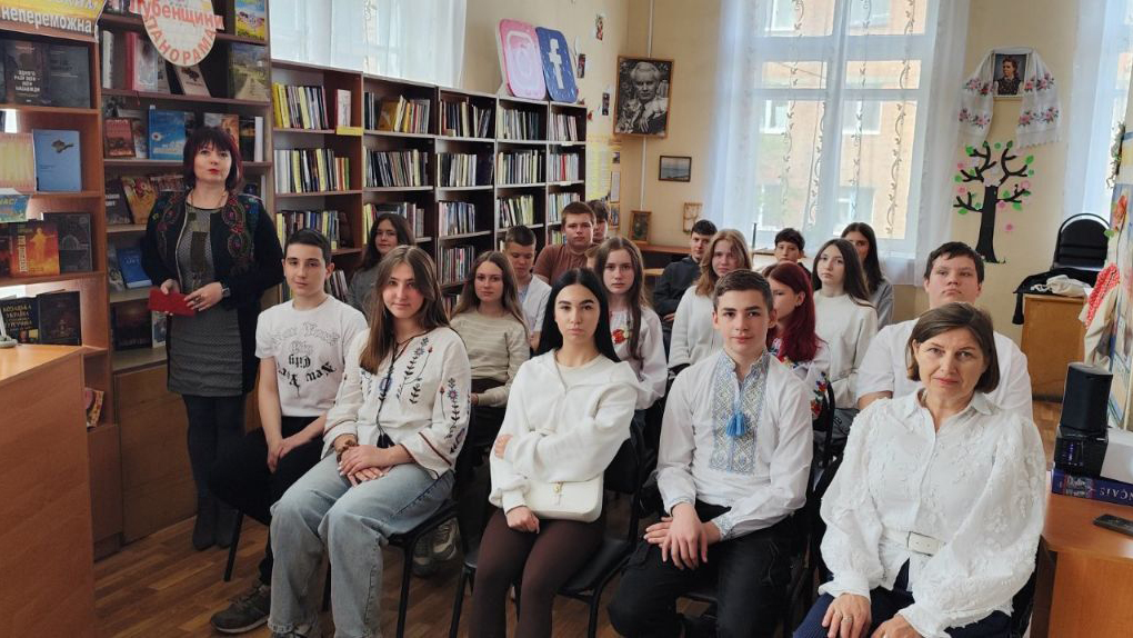 Кожен край свій звичай має