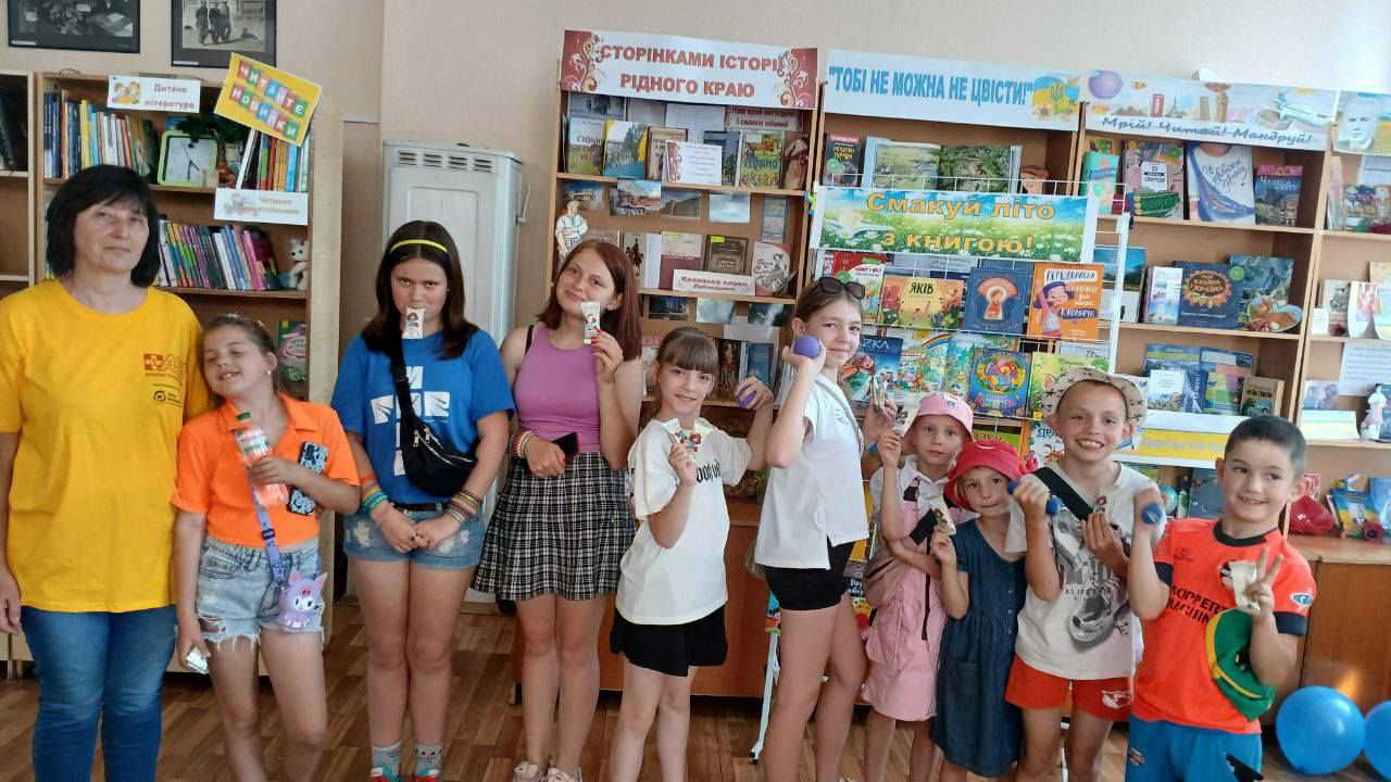 У книжок не буває канікул!