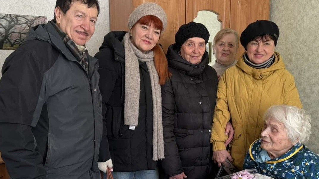 100 років любові, мудрості та сили