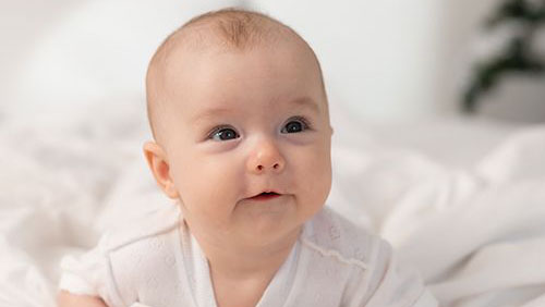 Мирного вам дитинства, малеча!